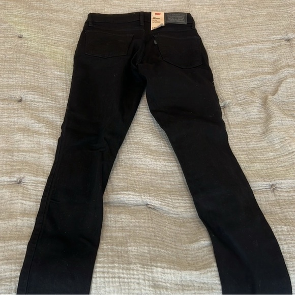 NWT Levi’s 711 Skinny Jeans - Picture 4 of 10